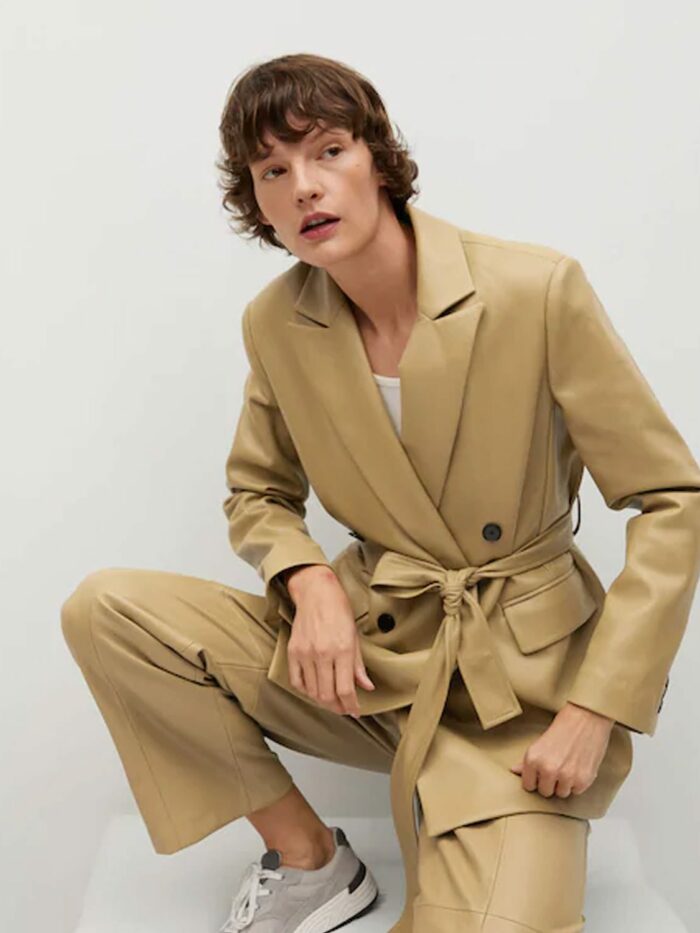 Belt faux-leather blazer