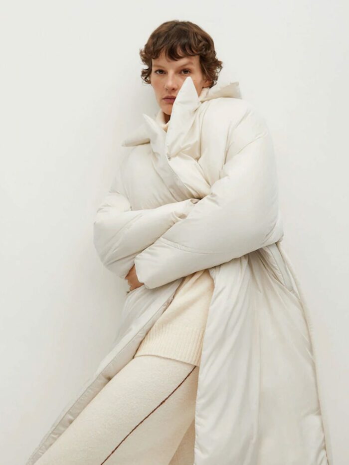 Anorak with detachable bag