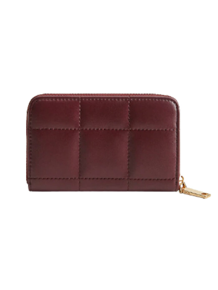 Contrasting Sole Plimsolls