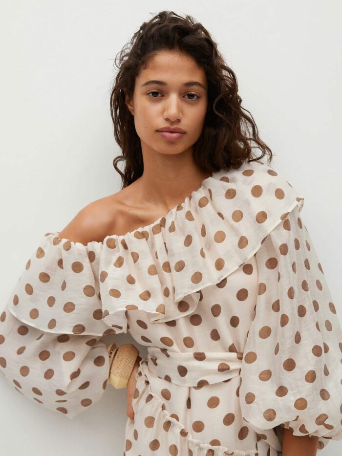 Polka-dot dress with ruffles