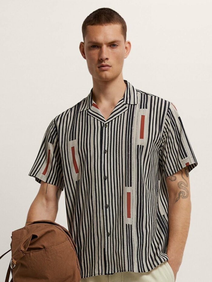 Contrasting Sole Plimsolls